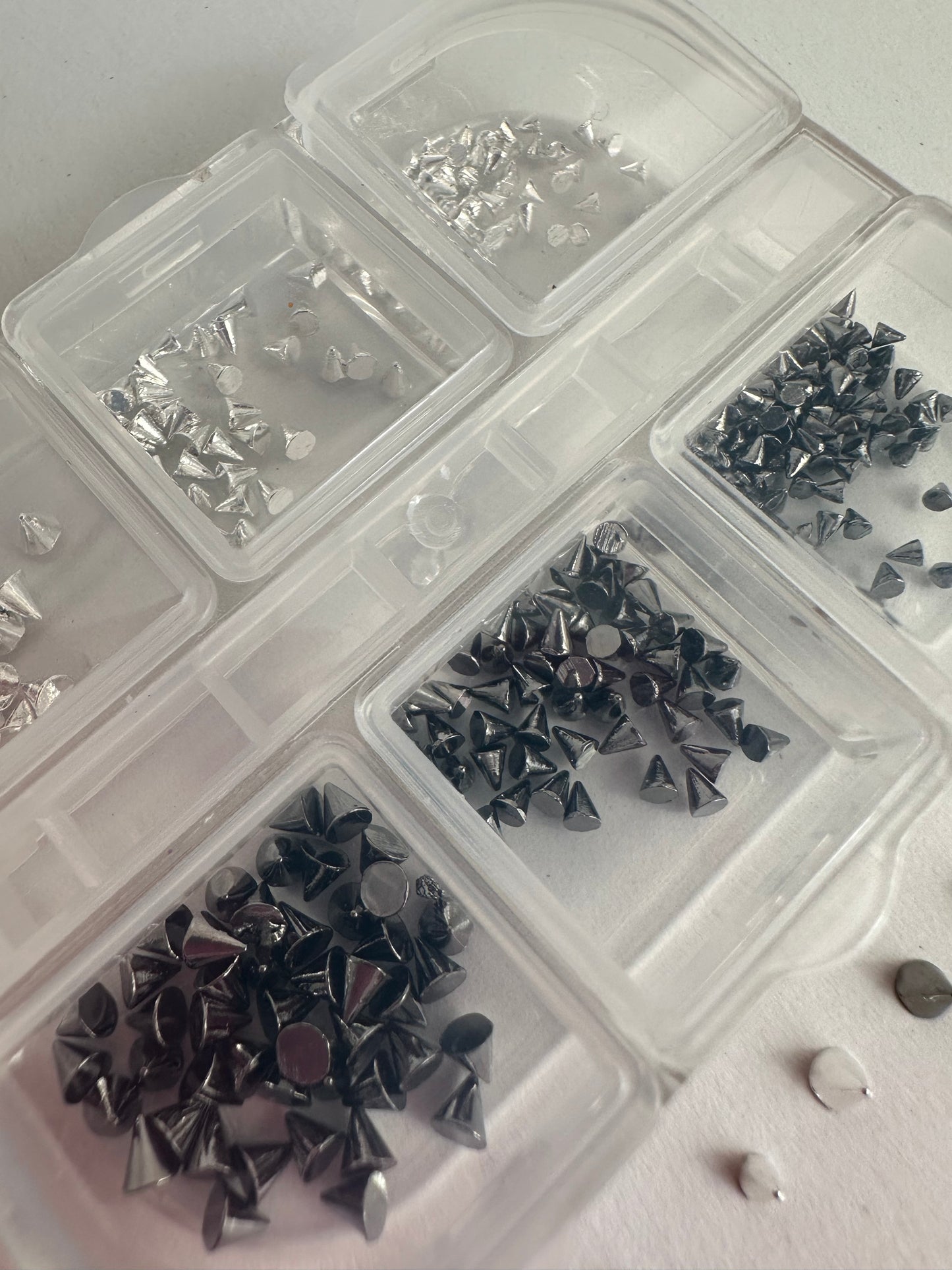 Mix Studs/Spikes
