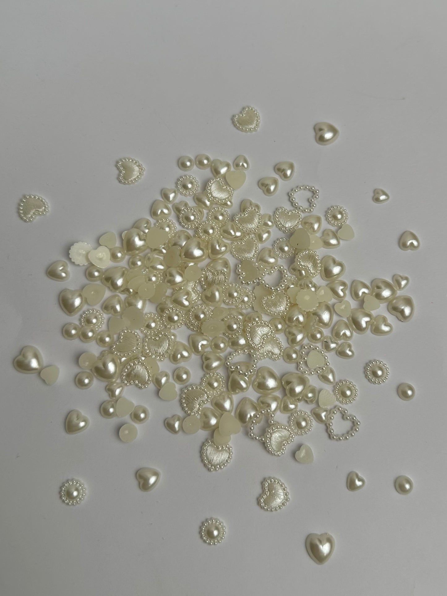 Warm White Pearly Hearts
