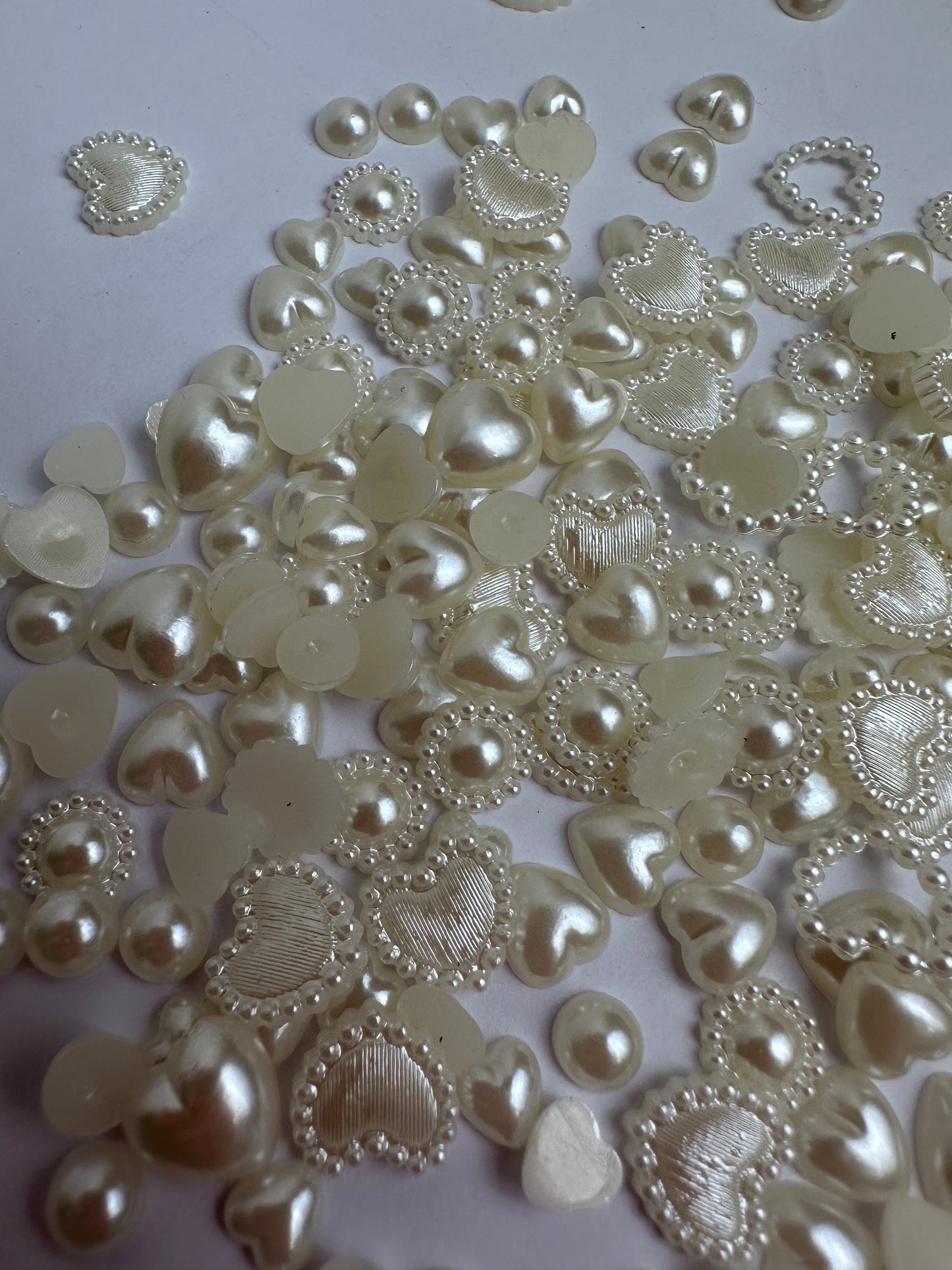 Warm White Pearly Hearts
